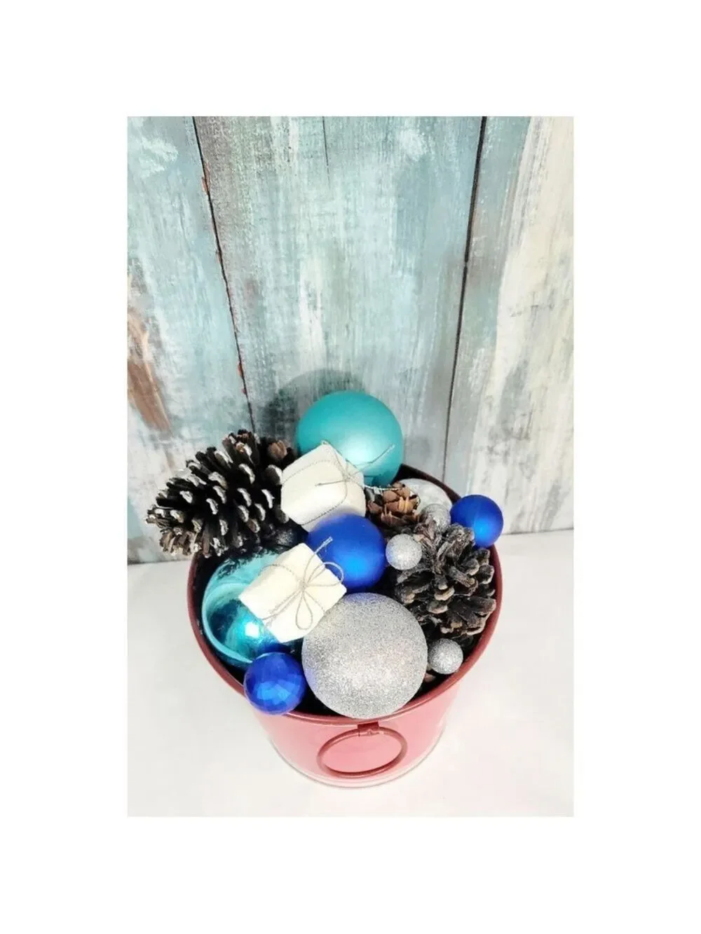 Ashland Christmas Decorative Centerpiece Container